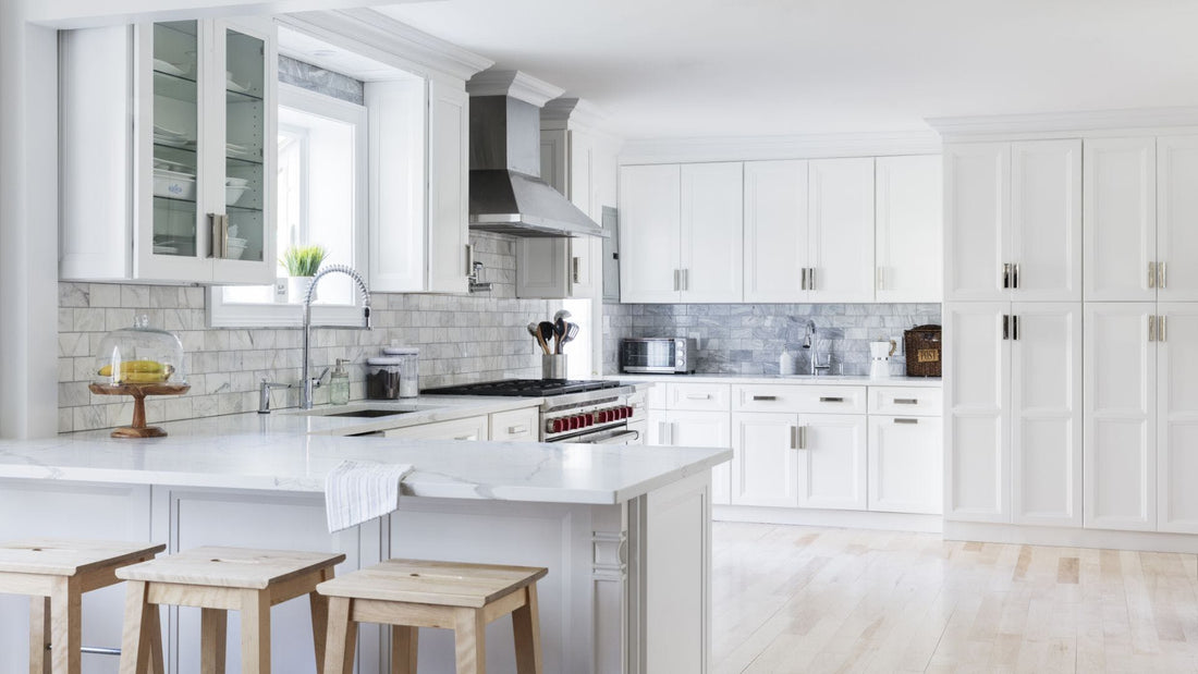 Island vs. Peninsula: What's the best option for my kitchen?