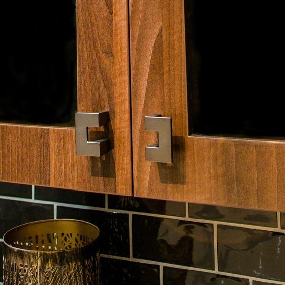 U-Turn Knob 1-1/4" (c-c)-DirectCabinets.com